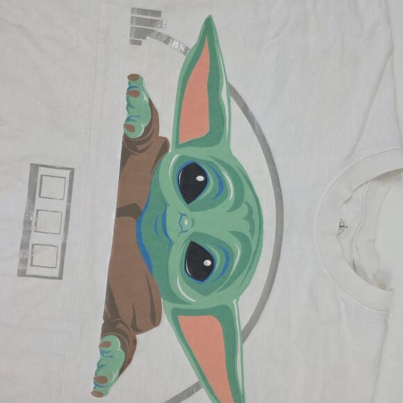 Star Wars Spirit Jersey Shirt Mens Large The Mandalorian Grogu Bounty Disney - Picture 3 of 12